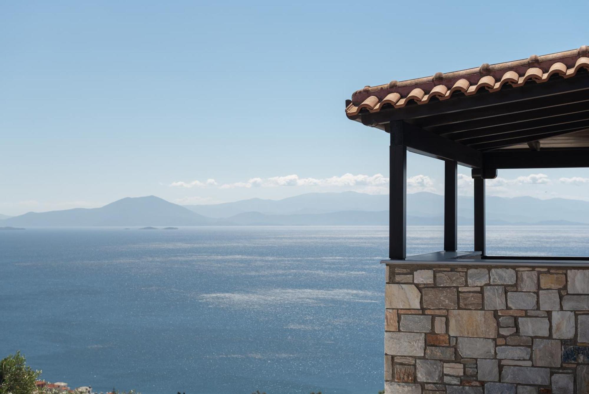Karavia Lux Inn Afissos Bagian luar foto