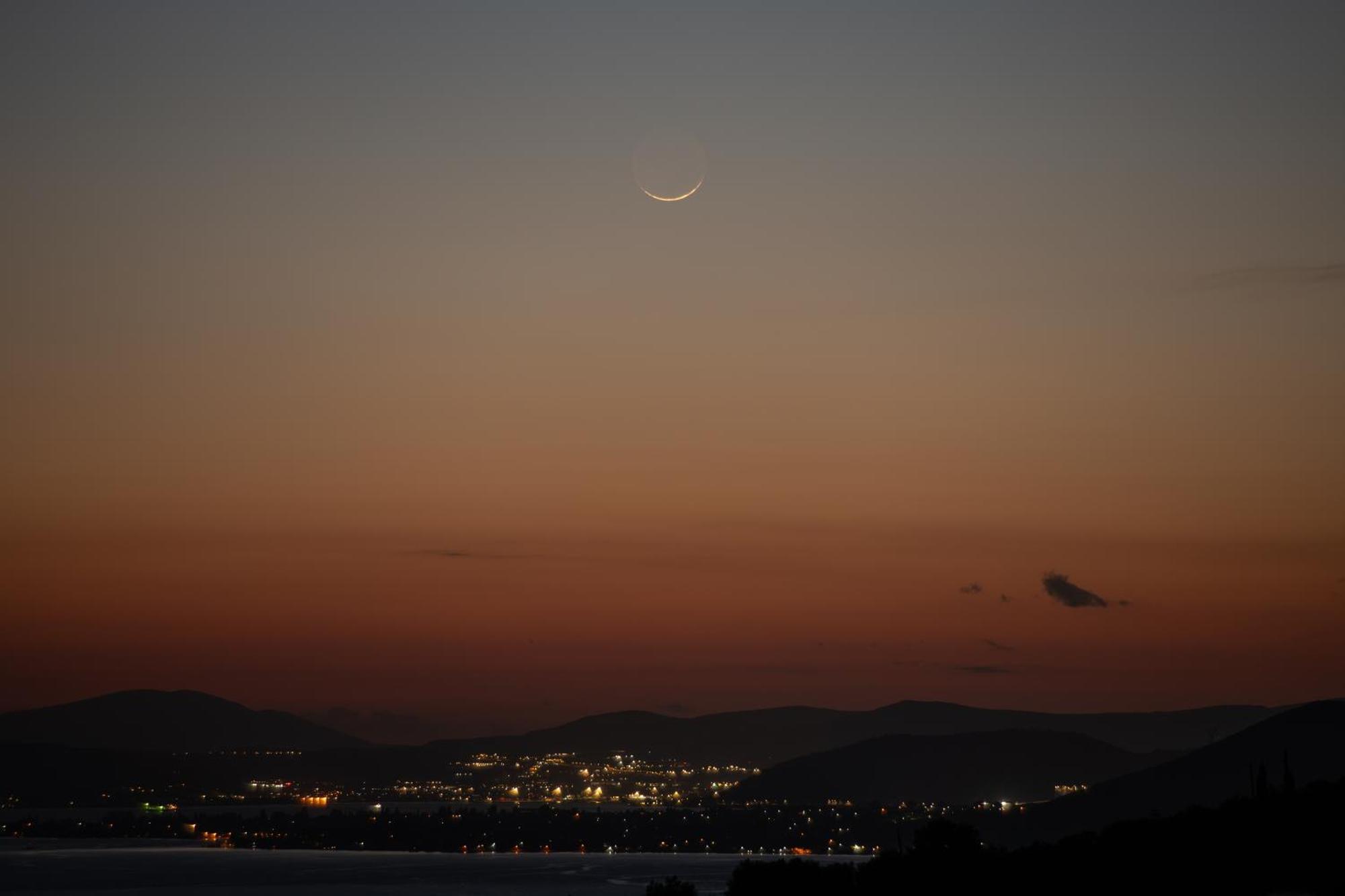 Karavia Lux Inn Afissos Bagian luar foto