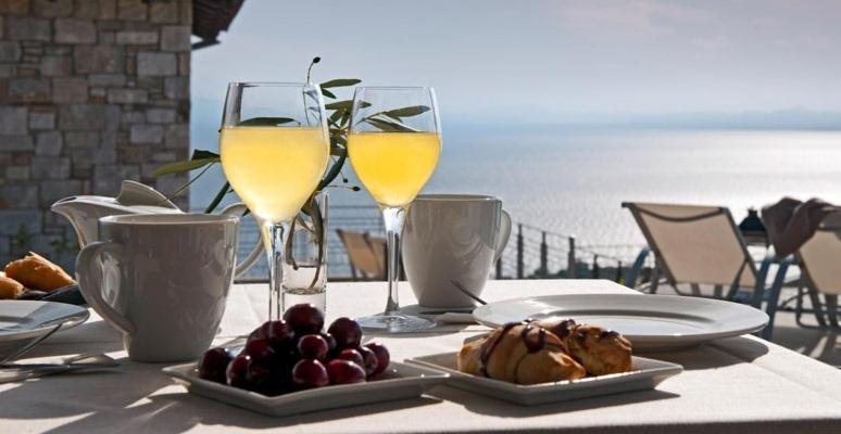 Karavia Lux Inn Afissos Bagian luar foto